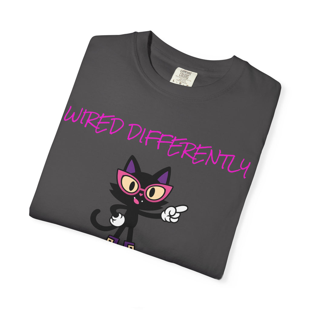 LUNA Wired Differently Comfort Colors Tee | Garment-Dyed Cat Shirt
