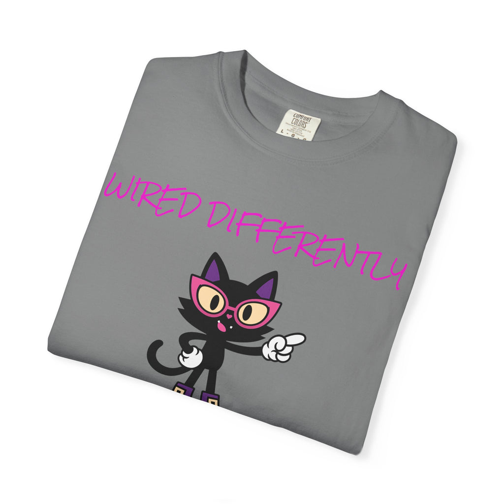LUNA Wired Differently Comfort Colors Tee | Garment-Dyed Cat Shirt